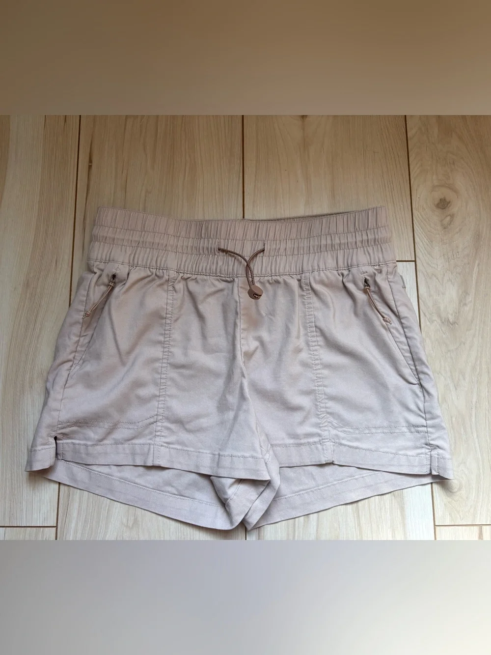 Avalanche Outdoor Supply Shorts Womens Small Beige Elastic Waist Lightweight